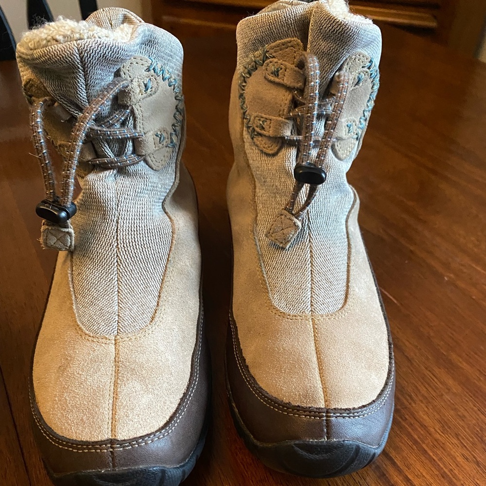 Timberland Tan and Brown Ankle Boots
